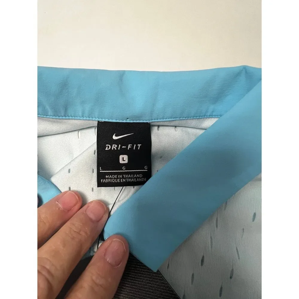 NWT woman's‎ nike shirt